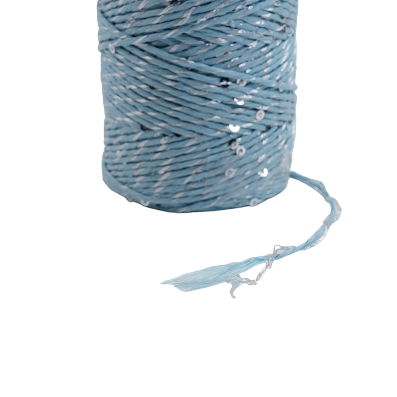 Fil de papier mélangé à des paillettes