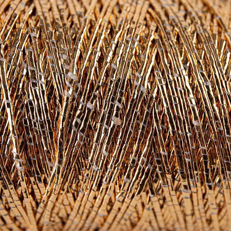 Fil décoratif à lustre métallique